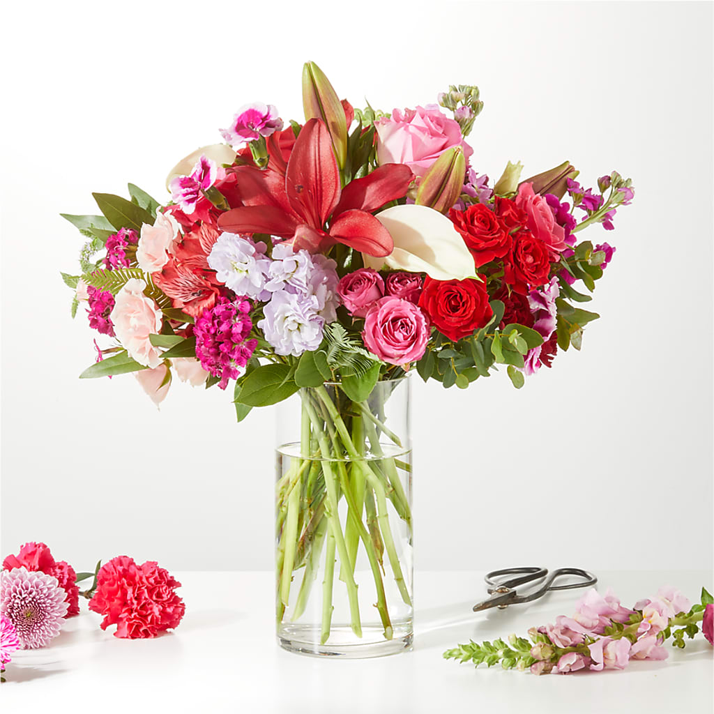 Swooning Over You - A Luxury Florist Original – Mountain Florist, Clintwood VA