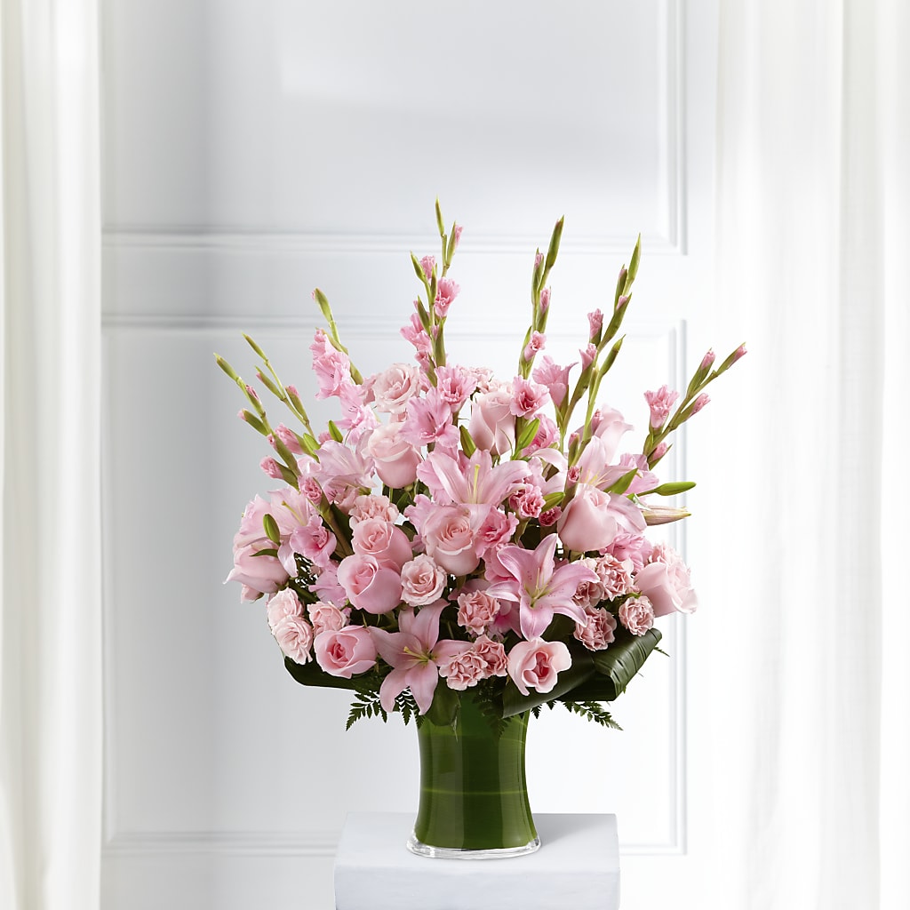Lovely Tribute Bouquet – Mountain Florist, Clintwood VA