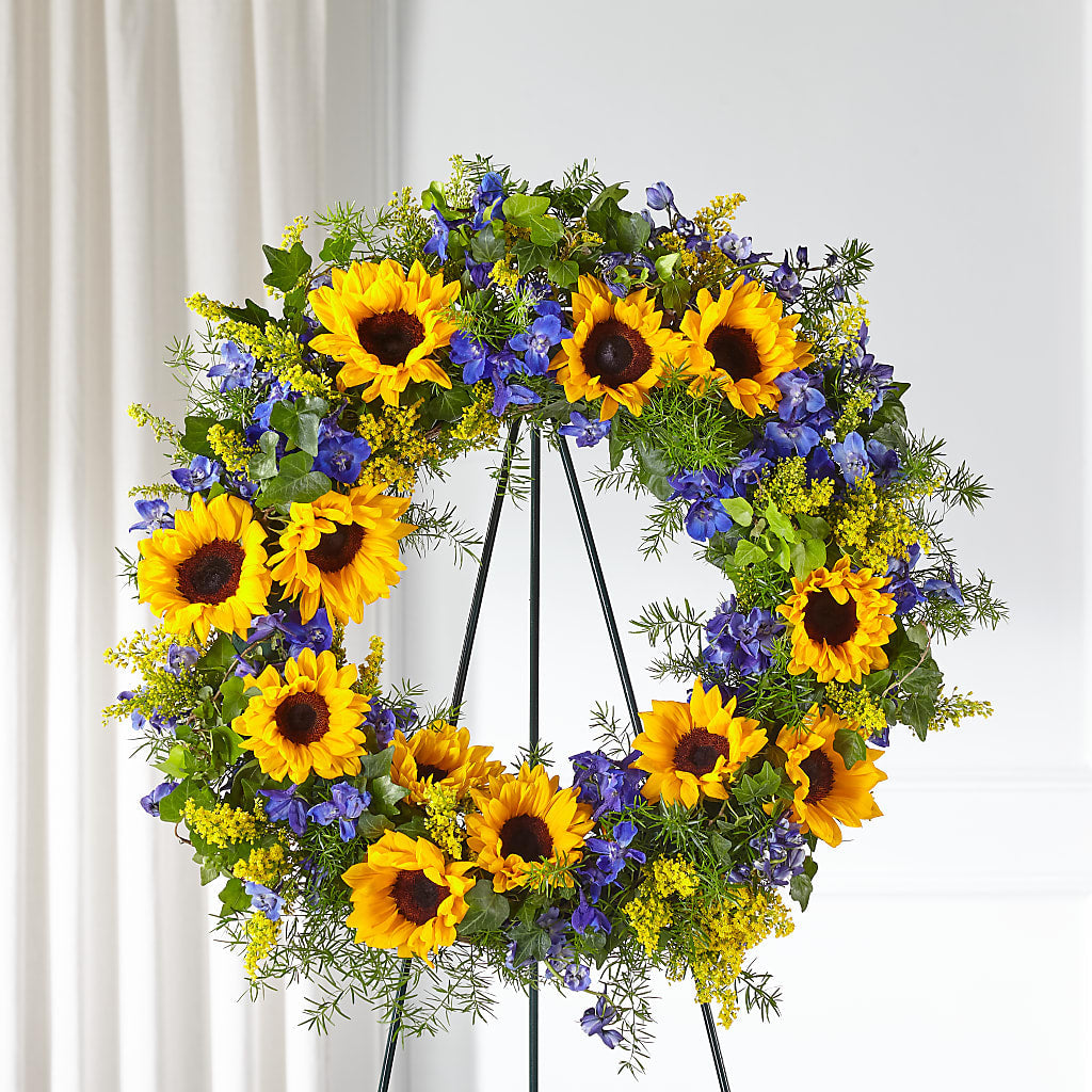 Bright Rays Wreath – Mountain Florist, Clintwood VA