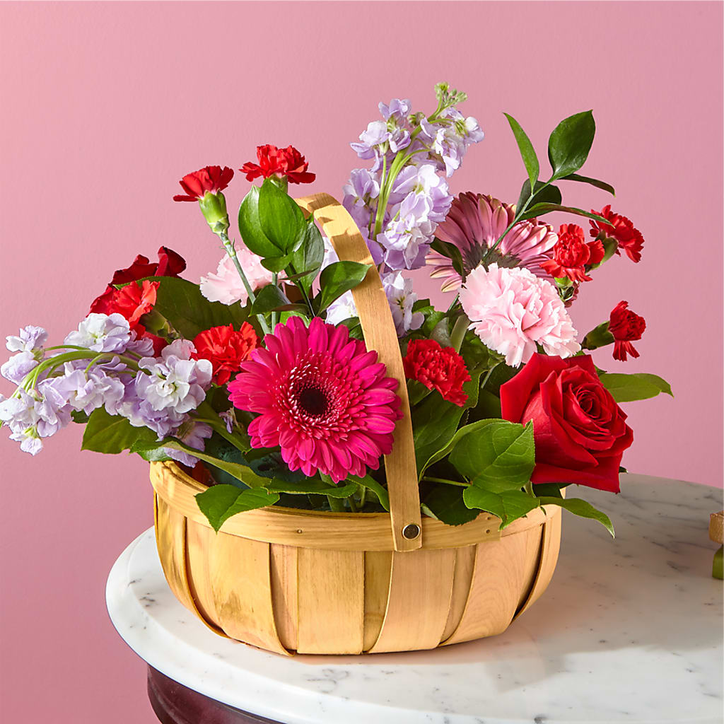 Pink Picnic Basket – Mountain Florist, Clintwood VA