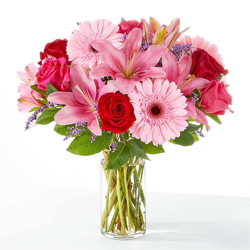 Lots of Love Bouquet – Mountain Florist, Clintwood VA