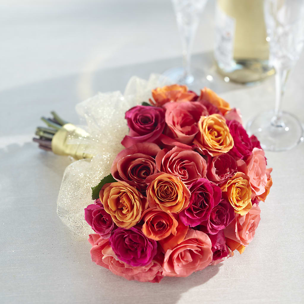 Sweet Roses Bouquet – Mountain Florist, Clintwood VA