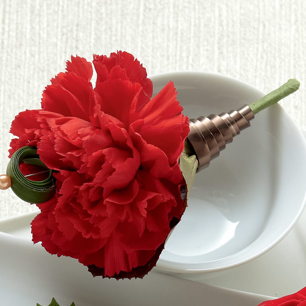 Red Carnation Boutonniere – Mountain Florist, Clintwood VA
