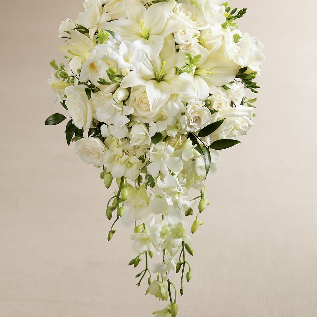 White Wonders Bouquet – Mountain Florist, Clintwood VA