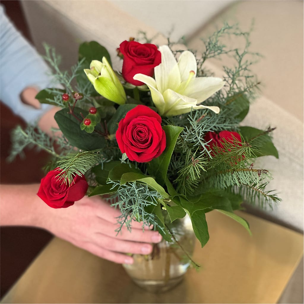 Glittering Lights Bouquet –  Mountain Florist, Clintwood VA