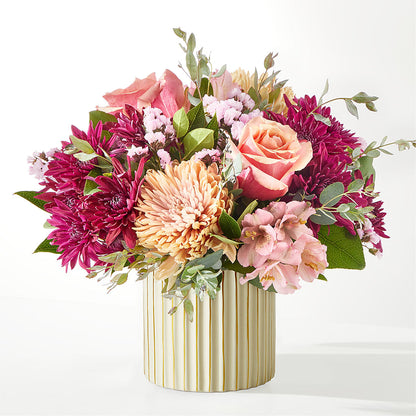 Berry Cobbler Bouquet with Ivory Vase –  Mountain Florist, Clintwood VA