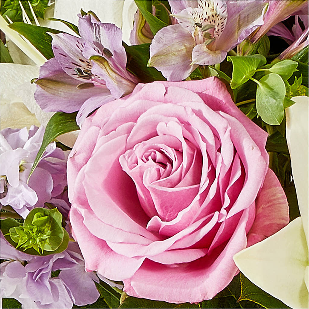 Daydreamer Bouquet –  Mountain Florist, Clintwood VA