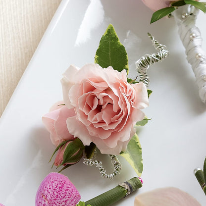 Pink Spray Rose Boutonniere –  Mountain Florist, Clintwood VA